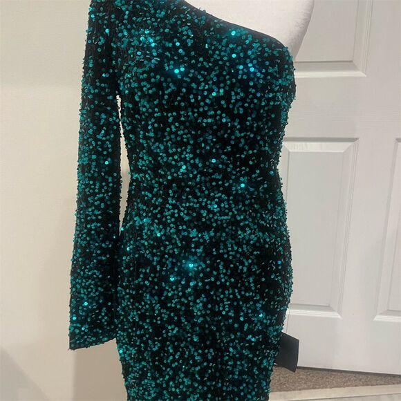 Lulus Dresses & Skirts - Lulus Women's One Shoulder Sequin Bodycon‎ Dress Green Party Size L NWT